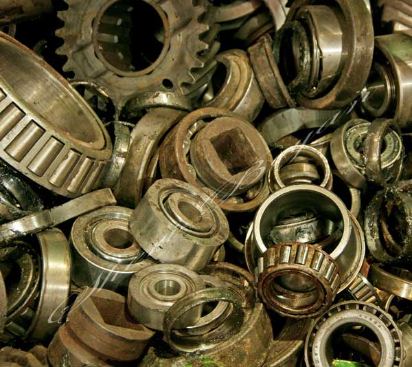 Discarded bearings and gears
